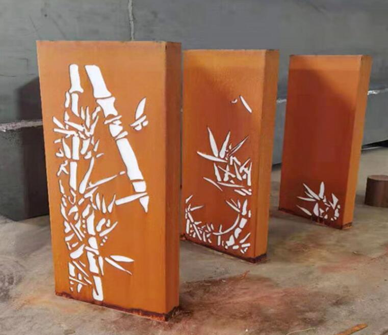卢龙锈钢板灯箱